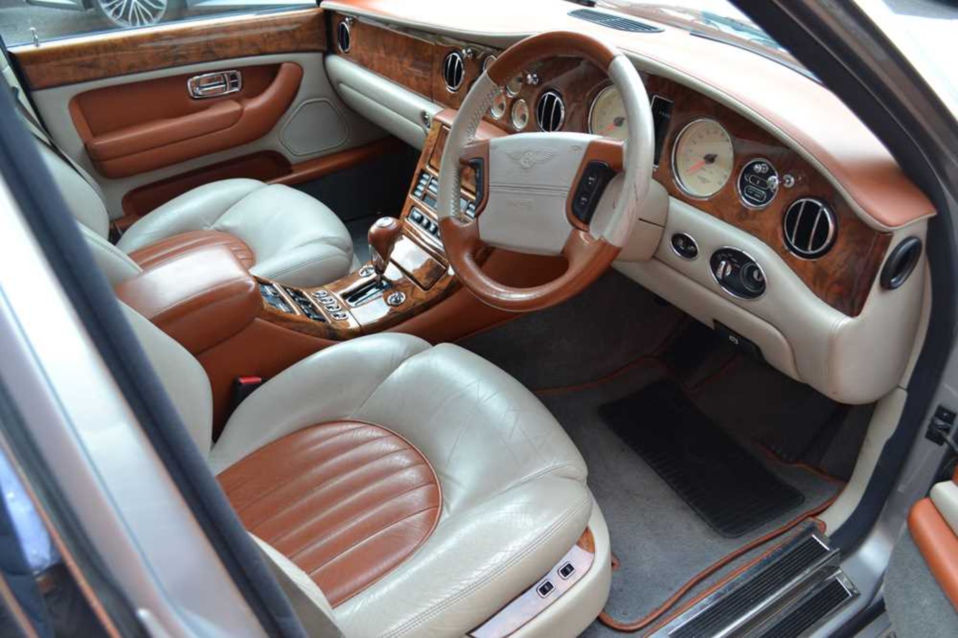 1998 Bentley Arnage - Image 27 of 49