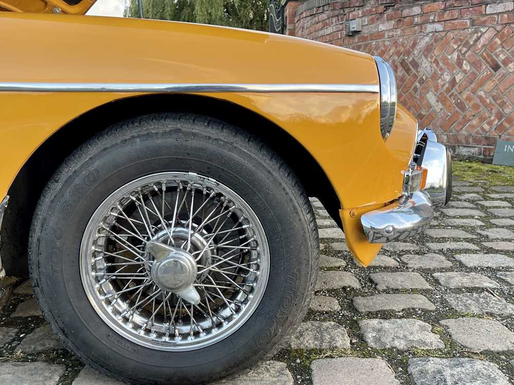 1970 MGB GT 53,700 miles and just five former keepers from new - Image 22 of 31