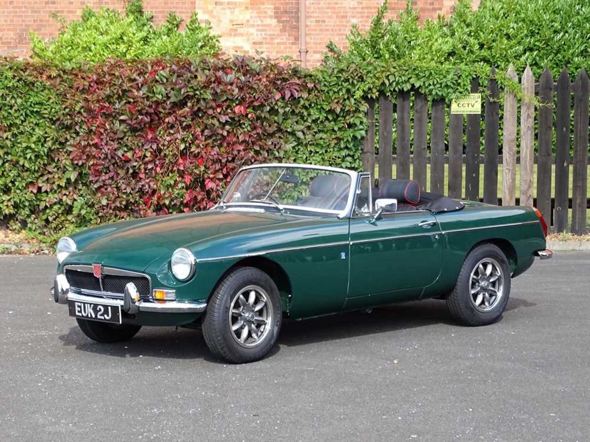 1971 MG B Roadster Restored at a cost of c.£33,000 - Image 7 of 43