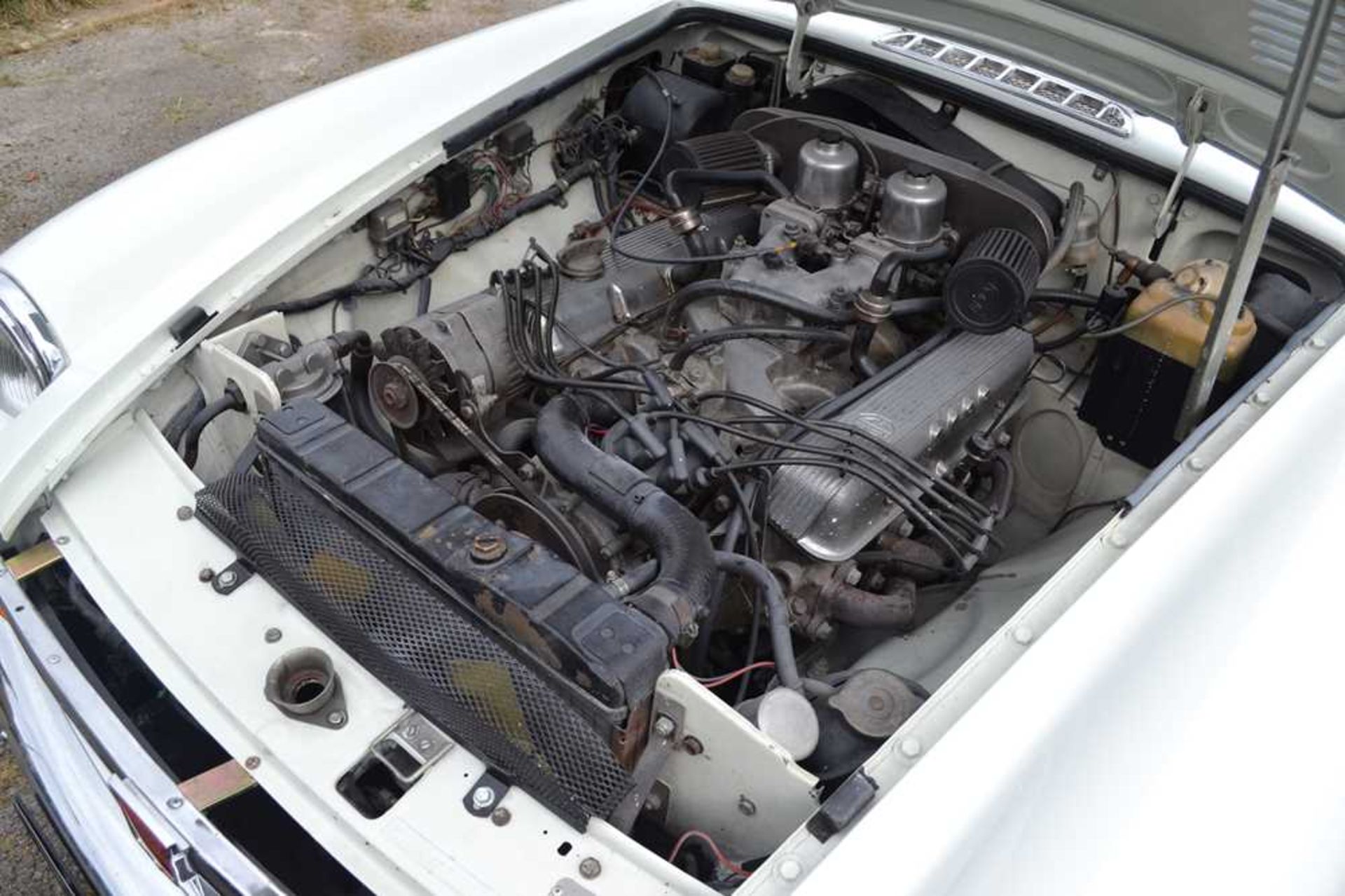 1975 MG B GT V8 Genuine Factory V8 Example - Bild 45 aus 50