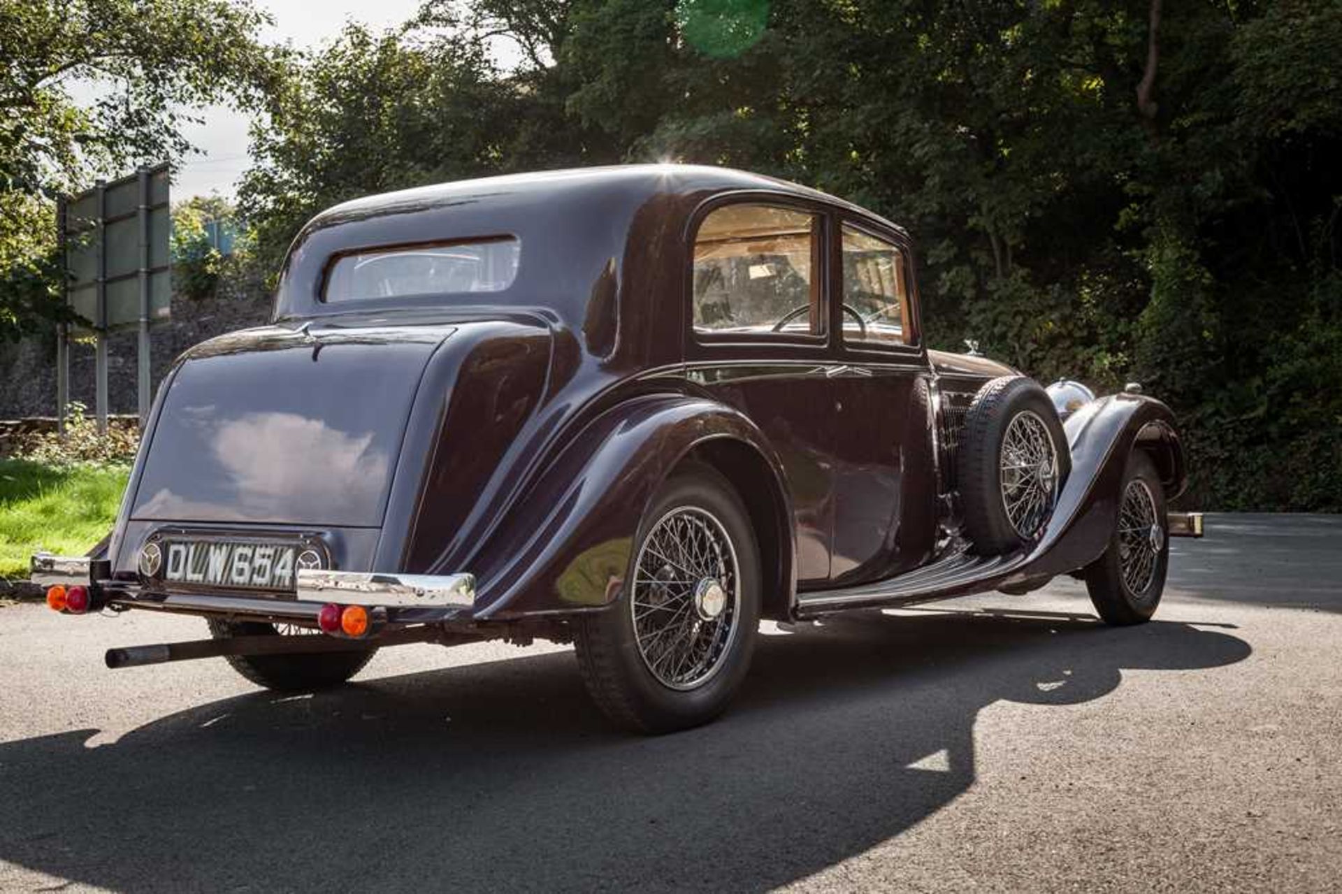 1937 Bentley 4.25 Litre Pillarless Sports Saloon Coachwork by Vanden Plas - Bild 40 aus 62