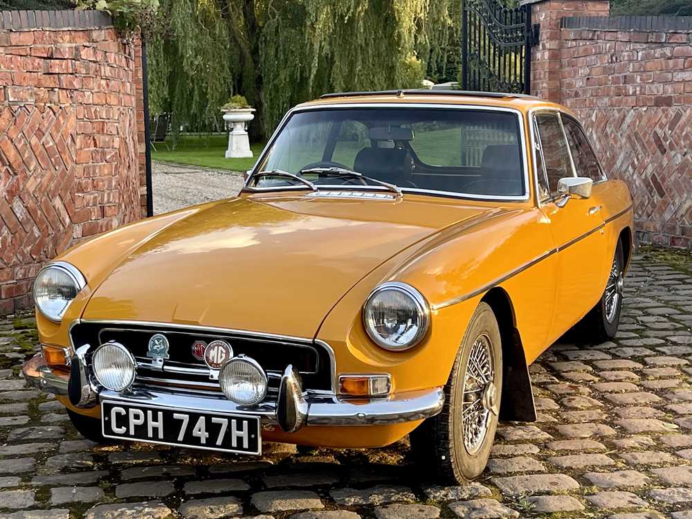 1970 MGB GT 53,700 miles and just five former keepers from new - Image 2 of 31