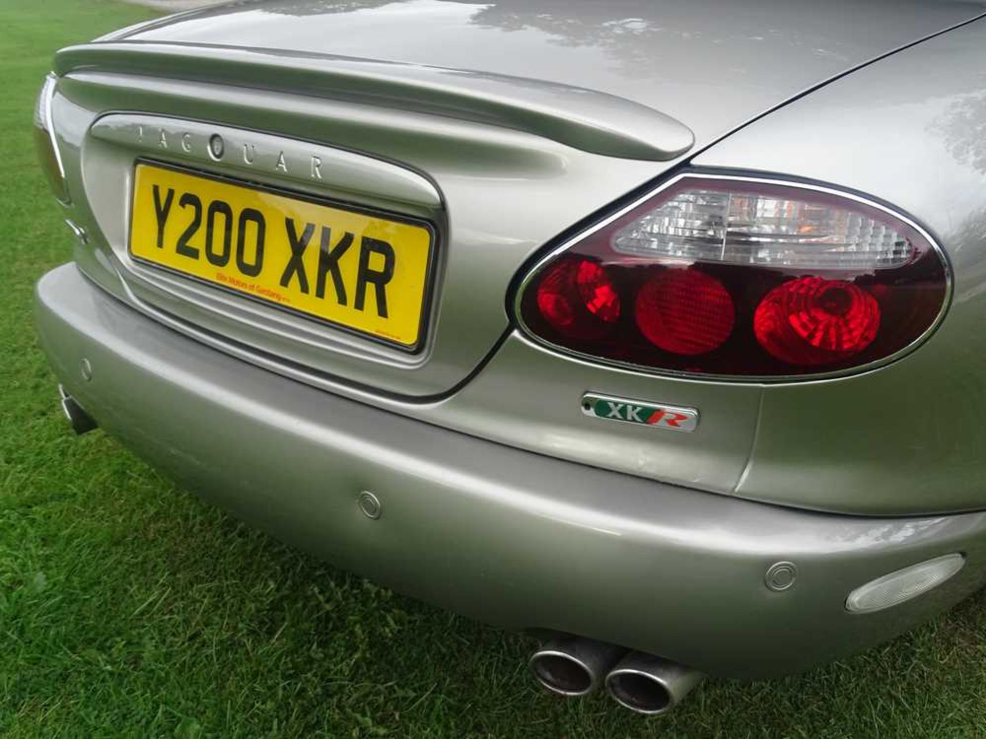 2005 Jaguar XKR-S Convertible - Image 8 of 33