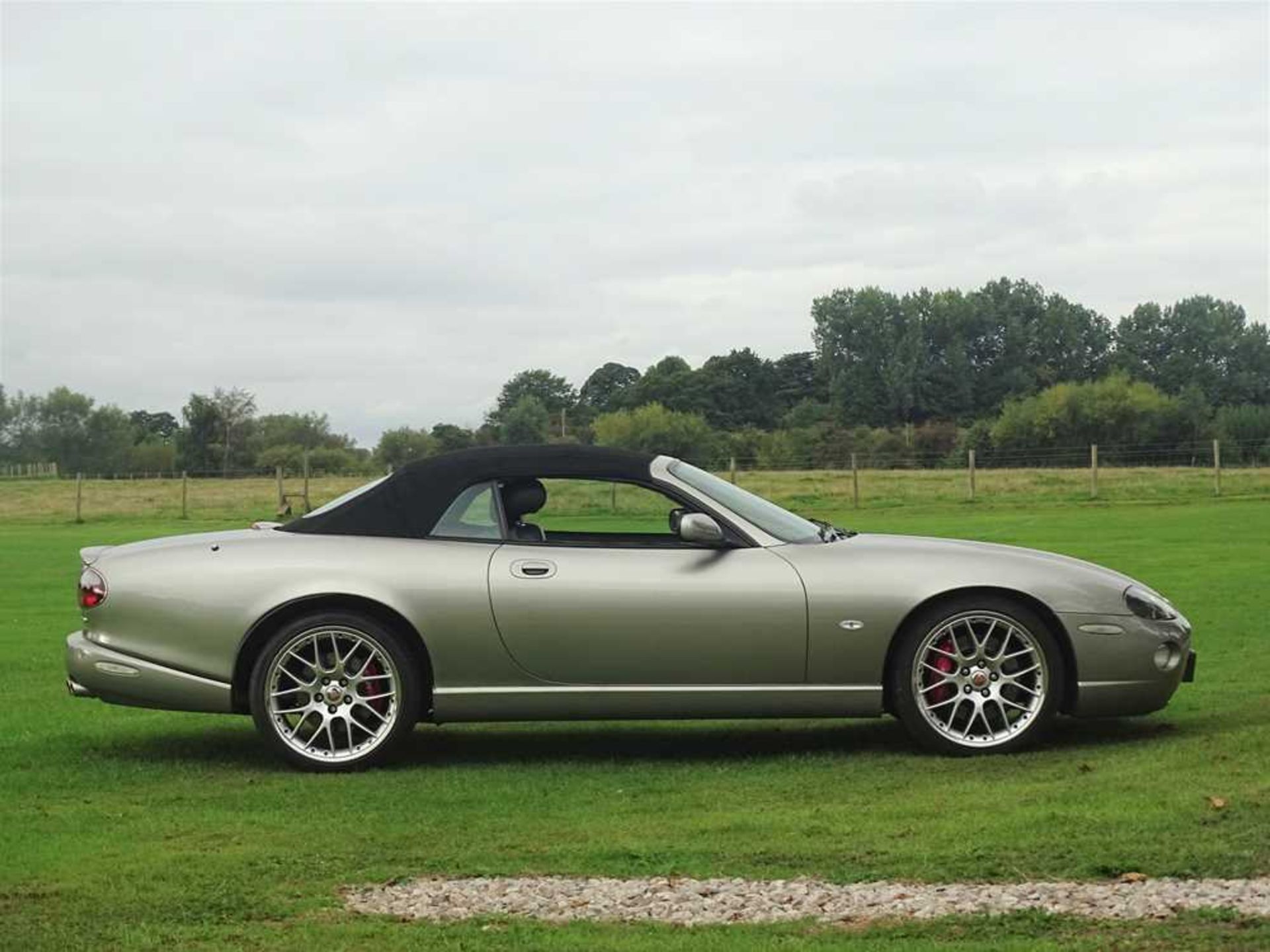 2005 Jaguar XKR-S Convertible - Image 4 of 33