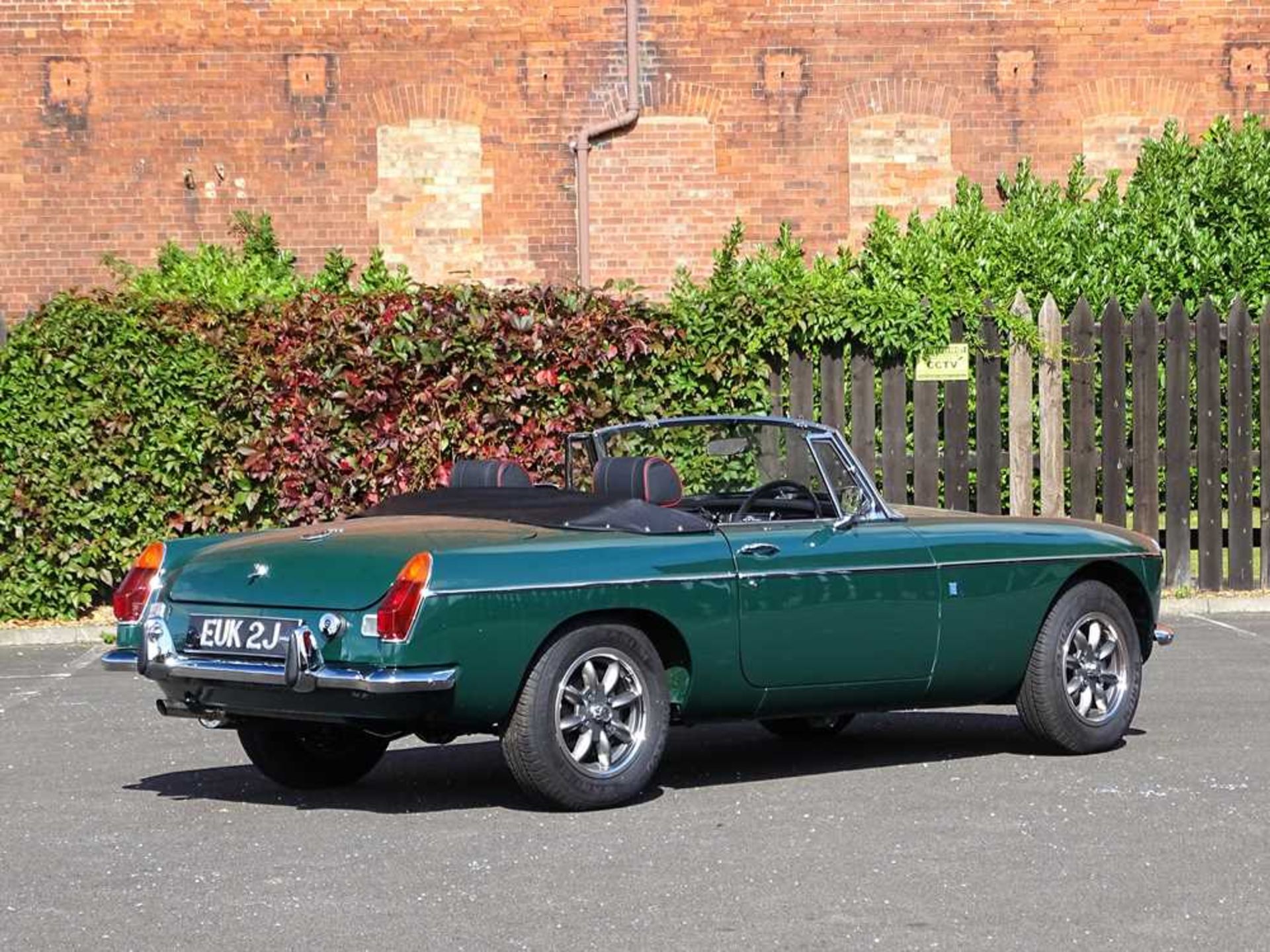 1971 MG B Roadster Restored at a cost of c.£33,000 - Image 12 of 43