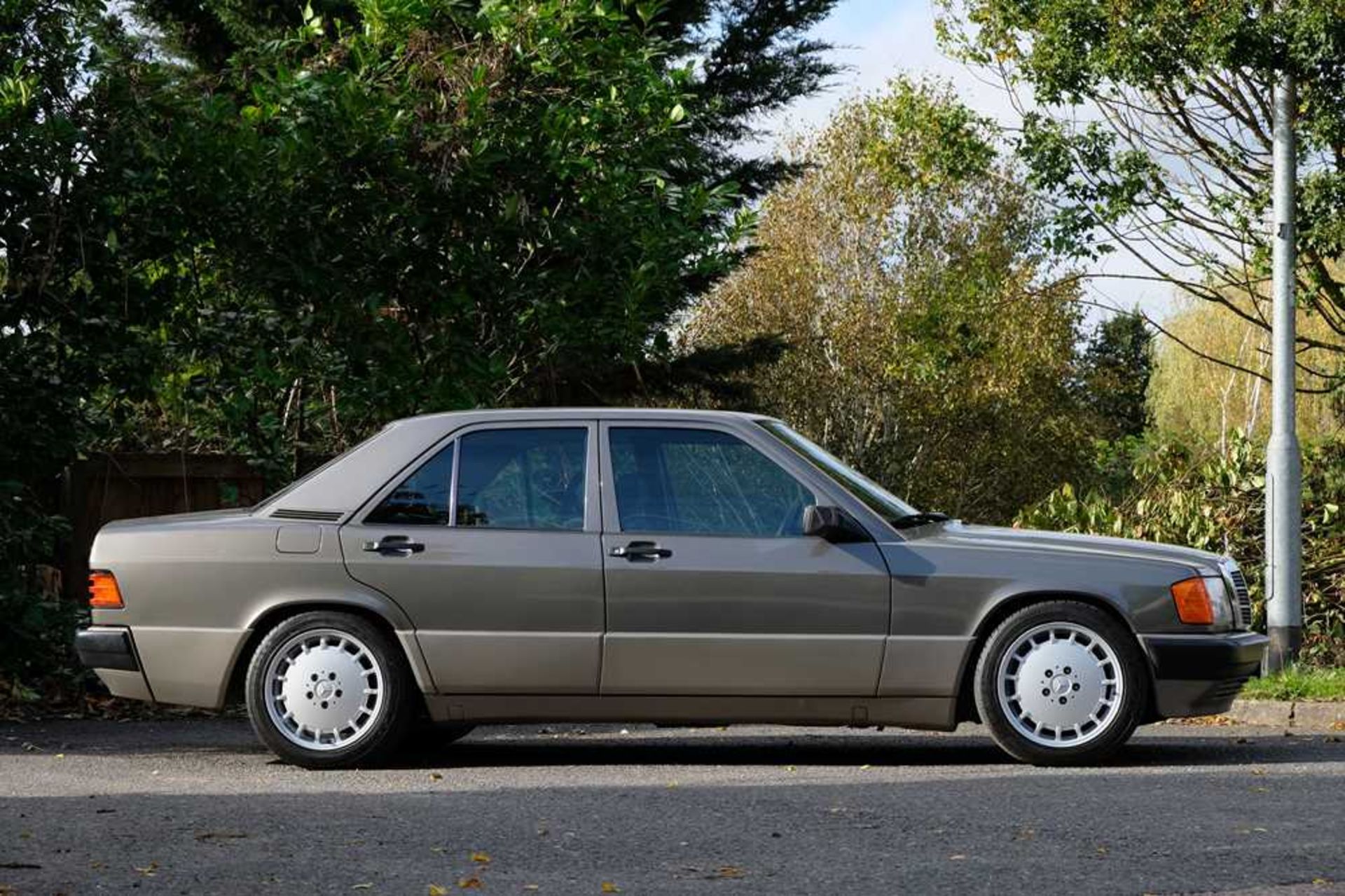 1992 Mercedes 190E 2.0 No Reserve - Bild 89 aus 89