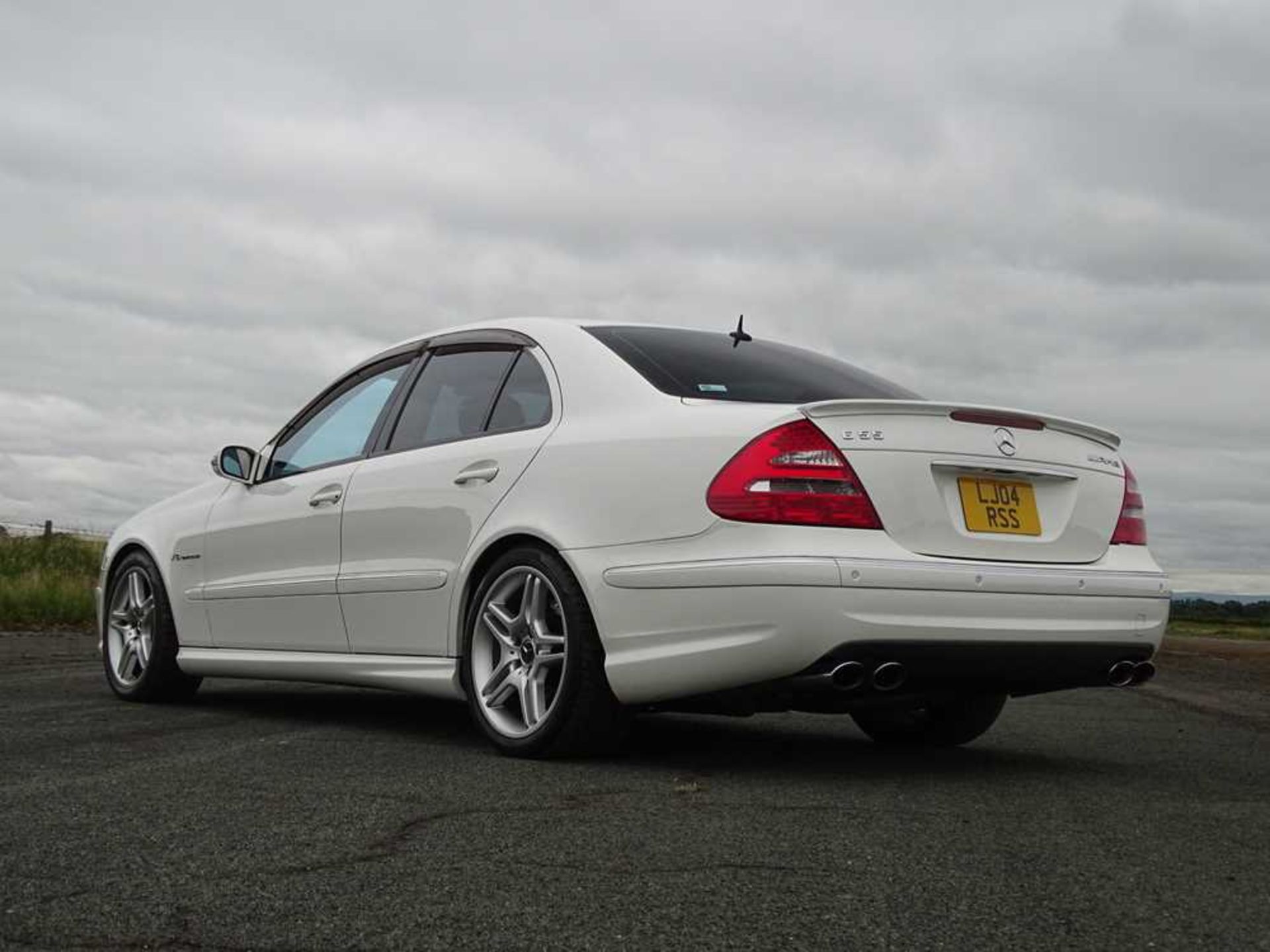 2004 Mercedes-Benz E55 AMG - Image 7 of 31