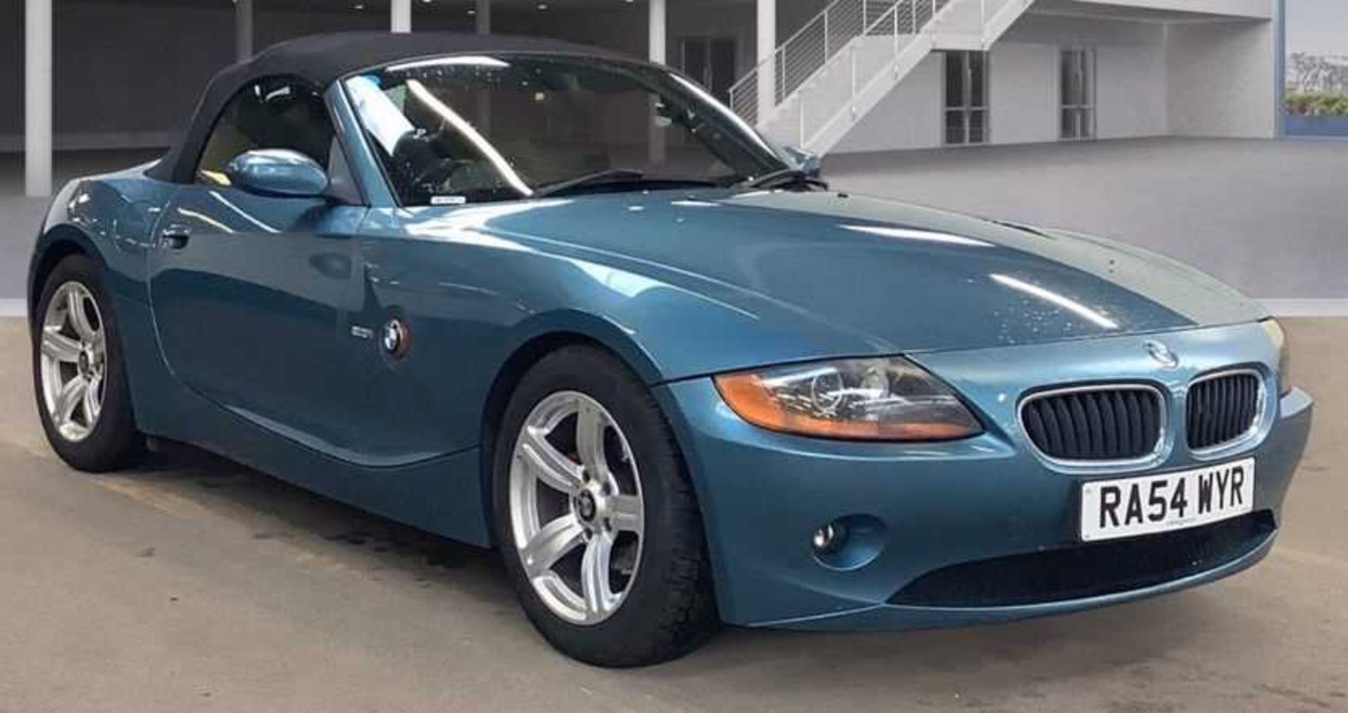 2004 BMW Z4 2.5 SE - Image 2 of 15