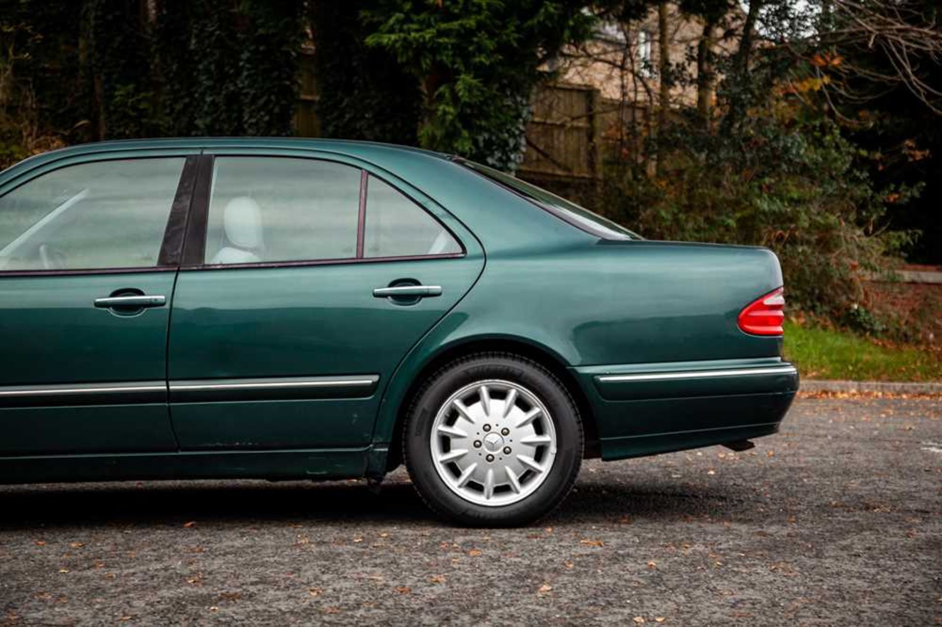 2000 Mercedes-Benz E240 Elegance No Reserve - Single family ownership and 47,500 miles from new - Image 42 of 67