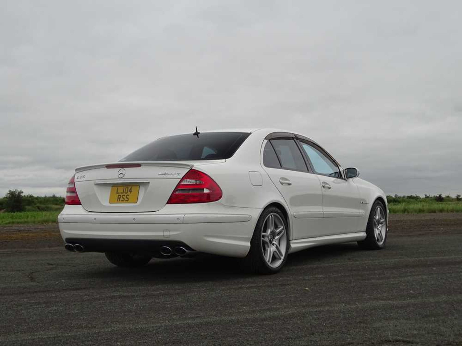 2004 Mercedes-Benz E55 AMG - Image 5 of 31