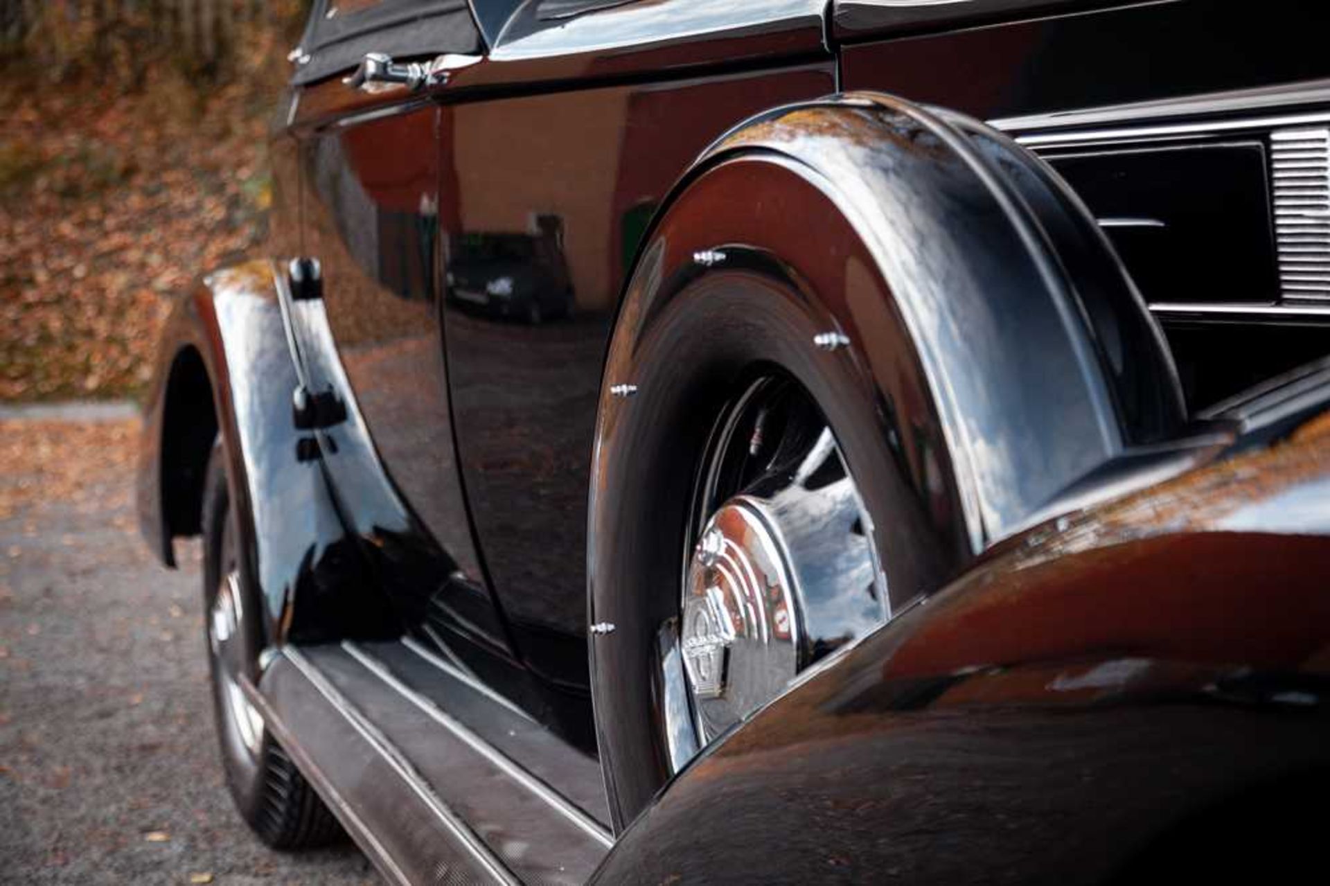 1936 Pierce Arrow Model 1601 Roadster - Image 38 of 64