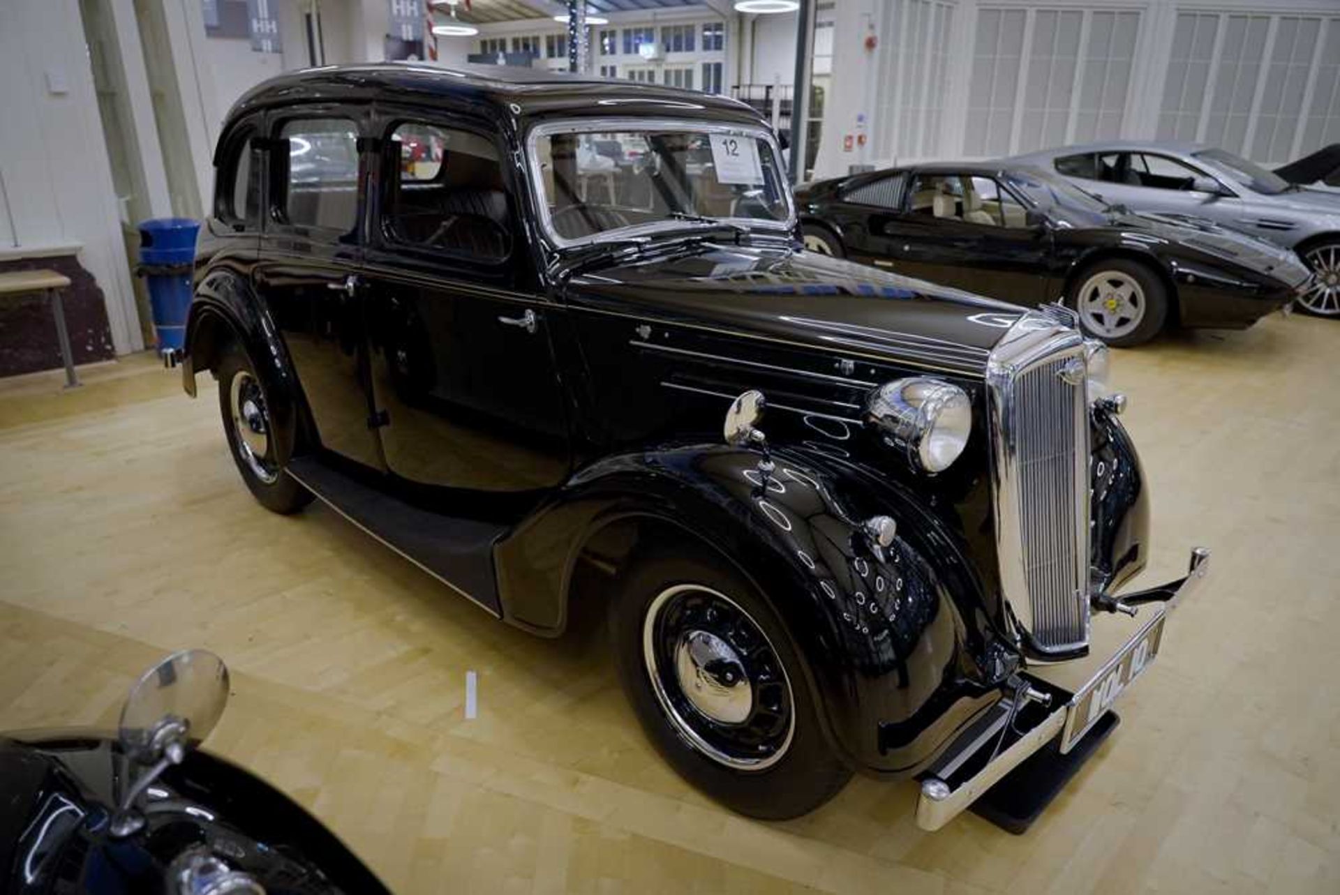 1947 Wolseley 10 Saloon - Image 6 of 73