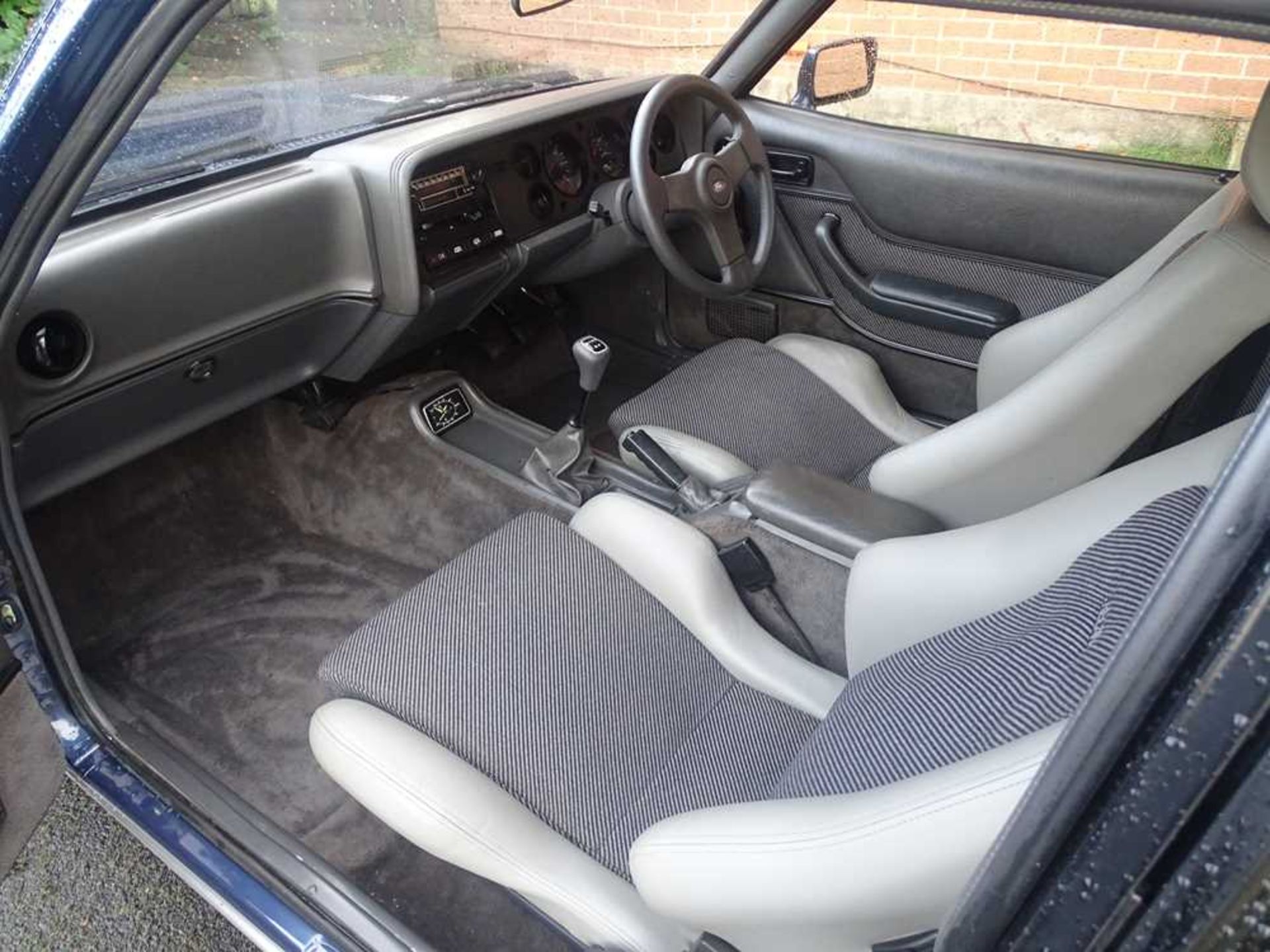 1986 Ford Capri 2.8i Special Three owners from new and warranted c.73,000 miles - Image 50 of 72