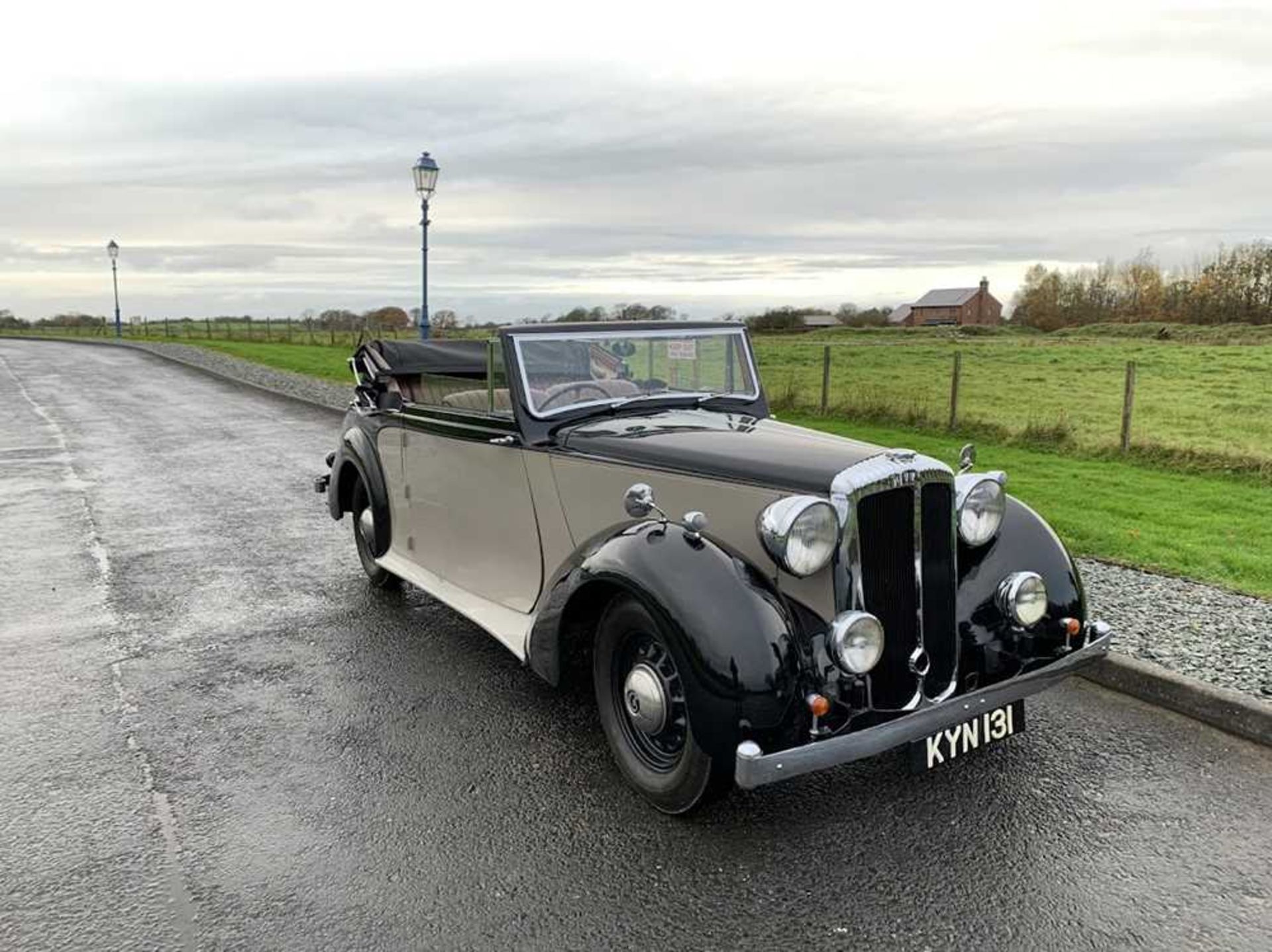 1949 Daimler DB18 Drophead Coupe - Image 4 of 19