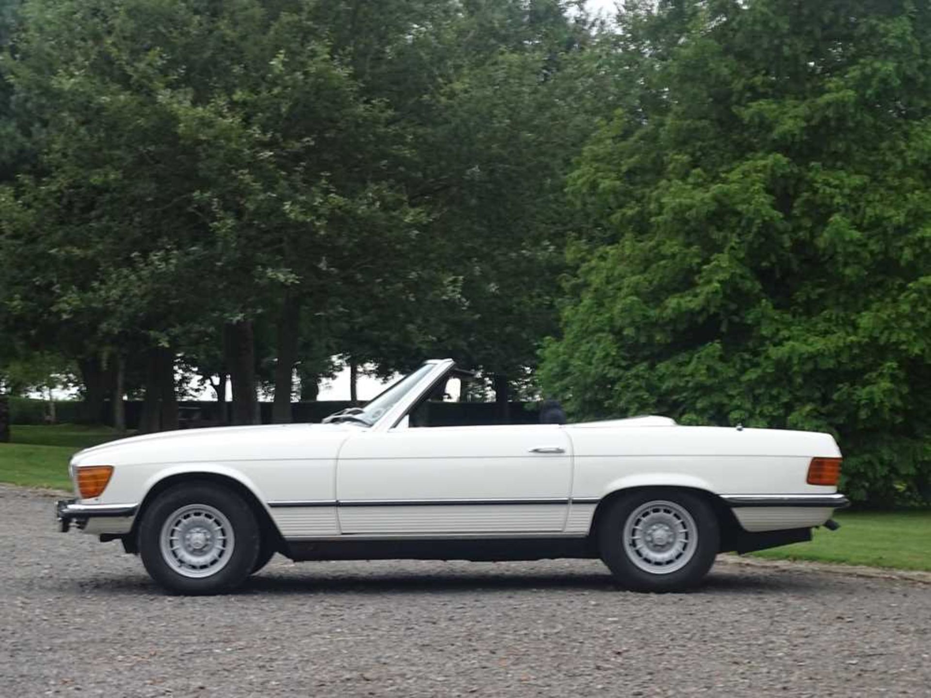 1975 Mercedes-Benz 450 SL - Image 2 of 37