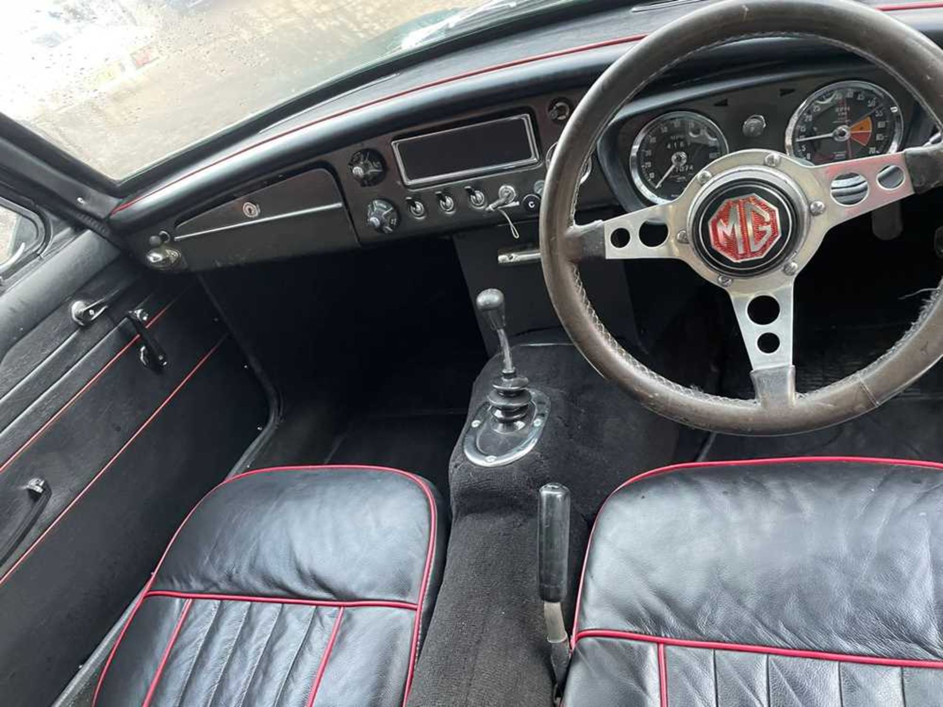 1966 MG B GT - Image 9 of 12