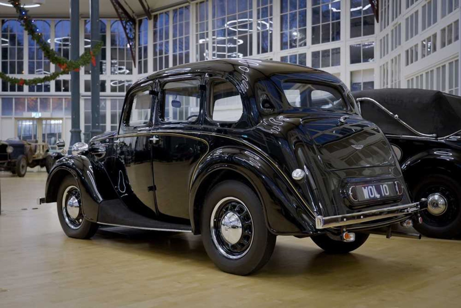 1947 Wolseley 10 Saloon - Image 8 of 73