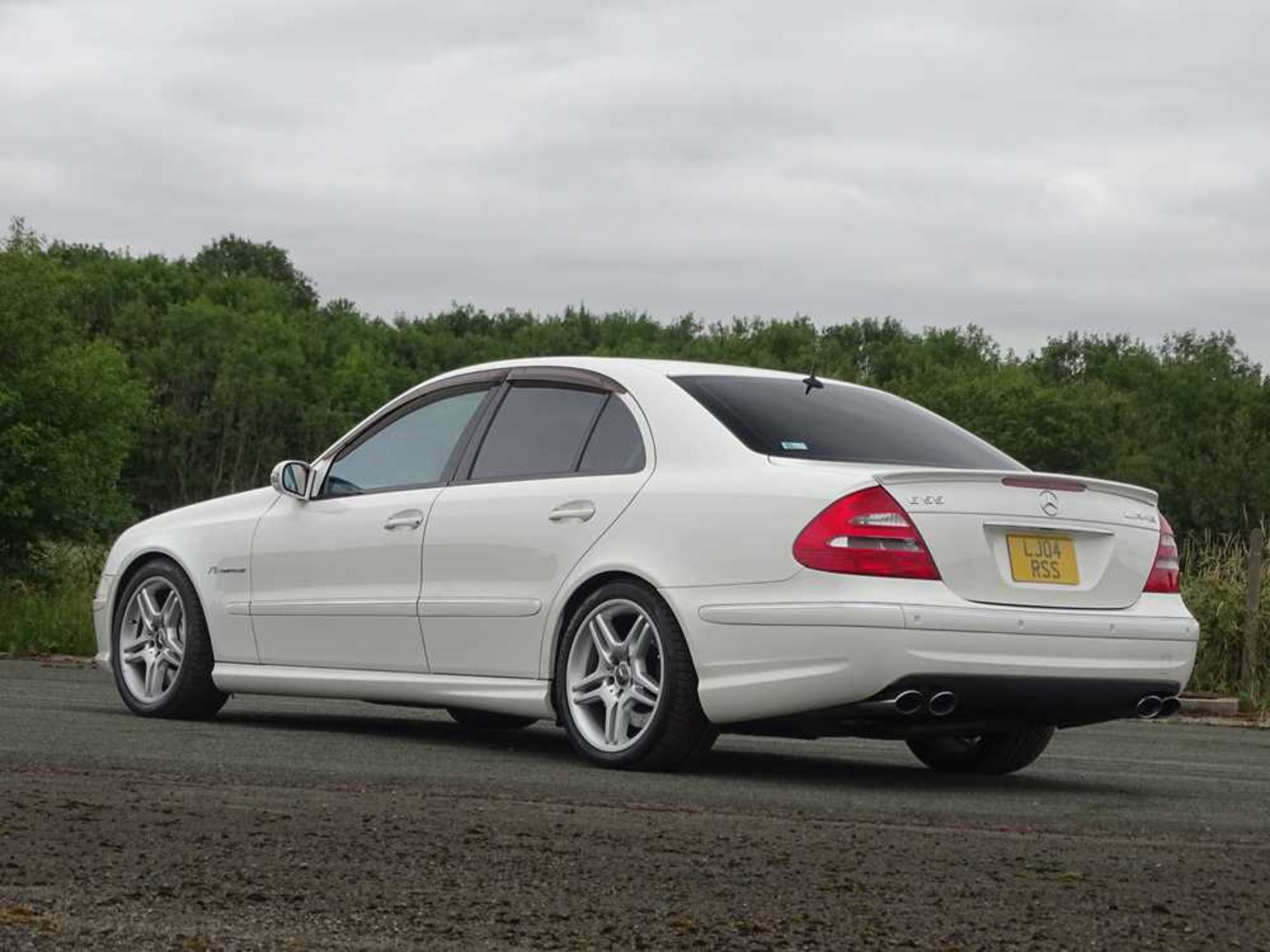 2004 Mercedes-Benz E55 AMG - Image 3 of 31