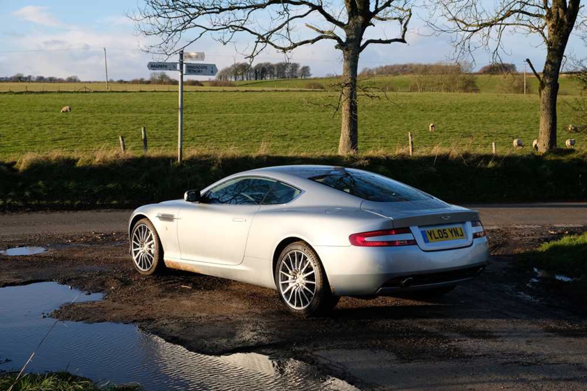 2005 Aston Martin DB9 c.25,000 from new and 4 former keepers - Image 22 of 59