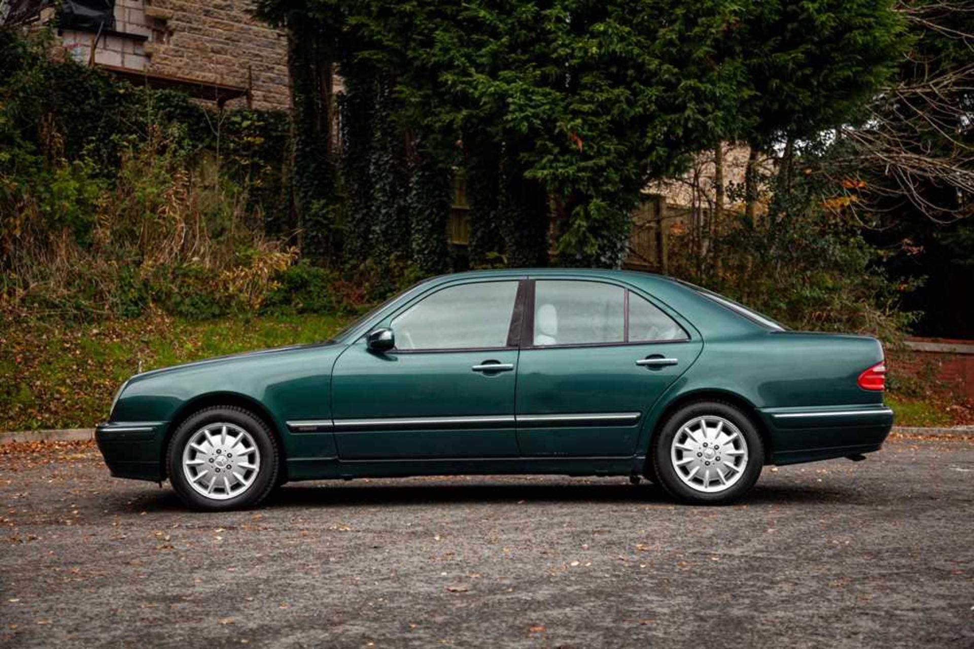 2000 Mercedes-Benz E240 Elegance No Reserve - Single family ownership and 47,500 miles from new - Image 55 of 67