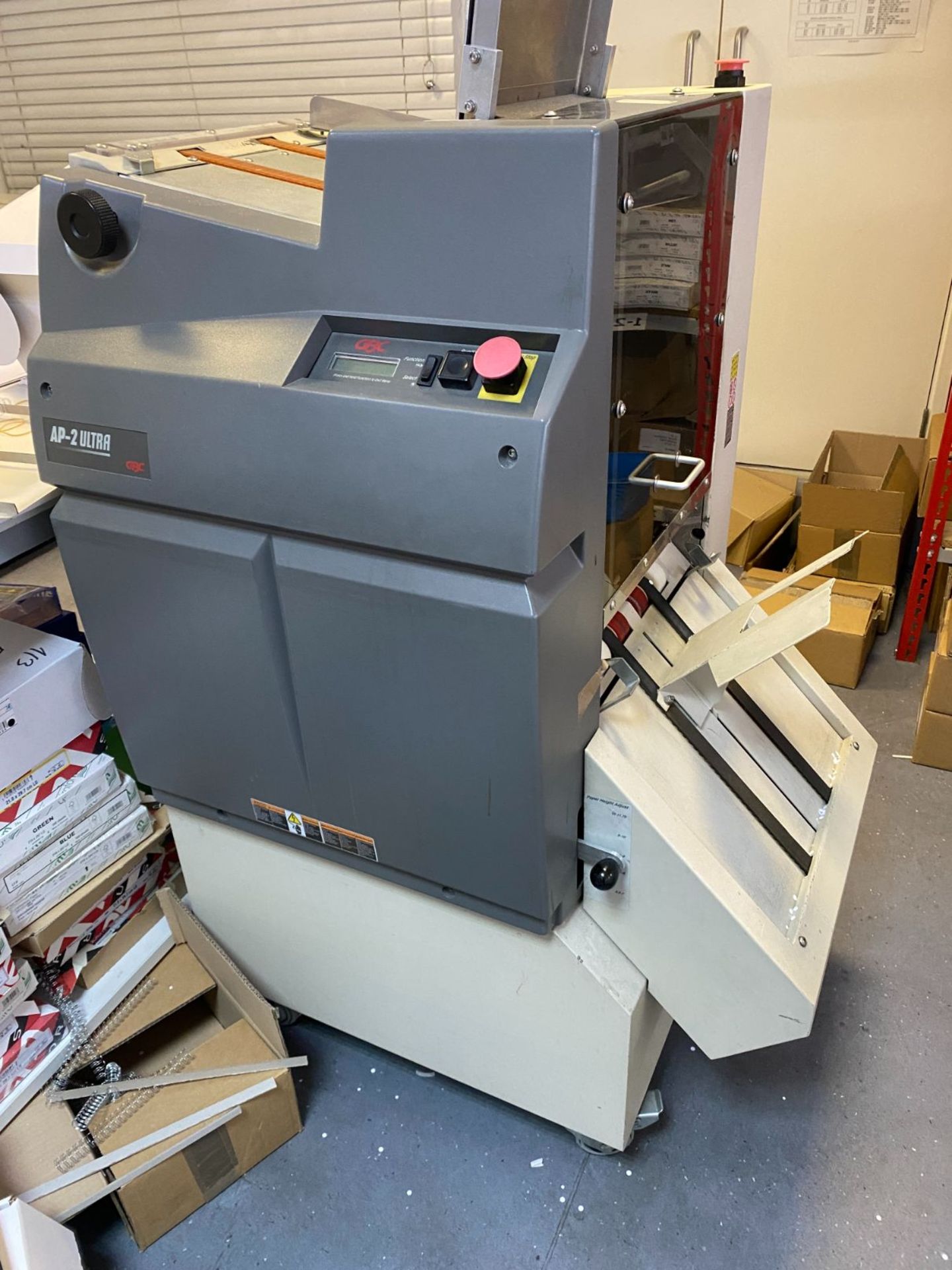 GBC AP-2 Ultra automatic wire binding punch, Serial No: QH21508 (2003?) - Image 3 of 3