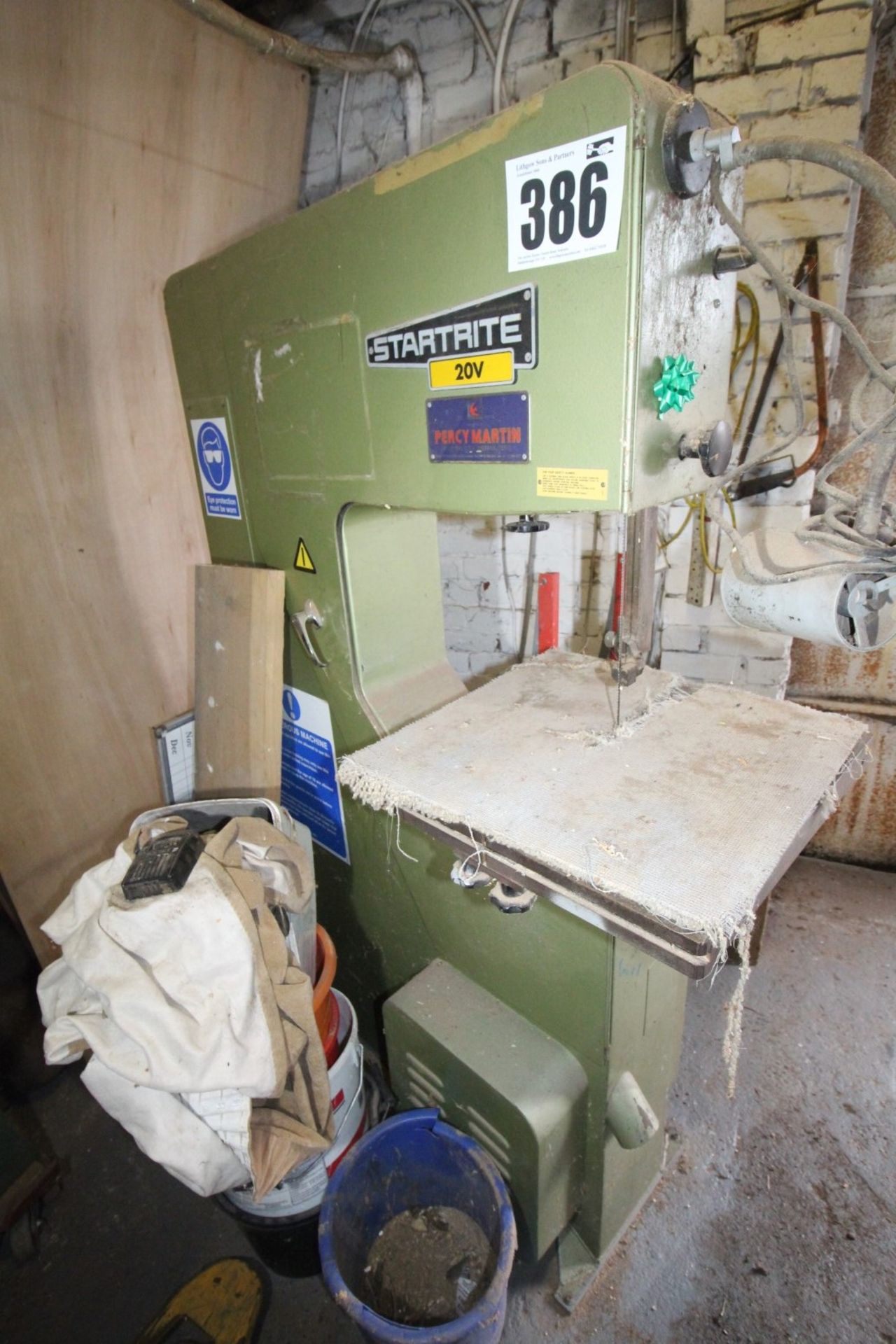 STARTRITE 20V, FLOOR STANDING, 20" THROAT, 3-PHASE BANDSAW - Image 2 of 4