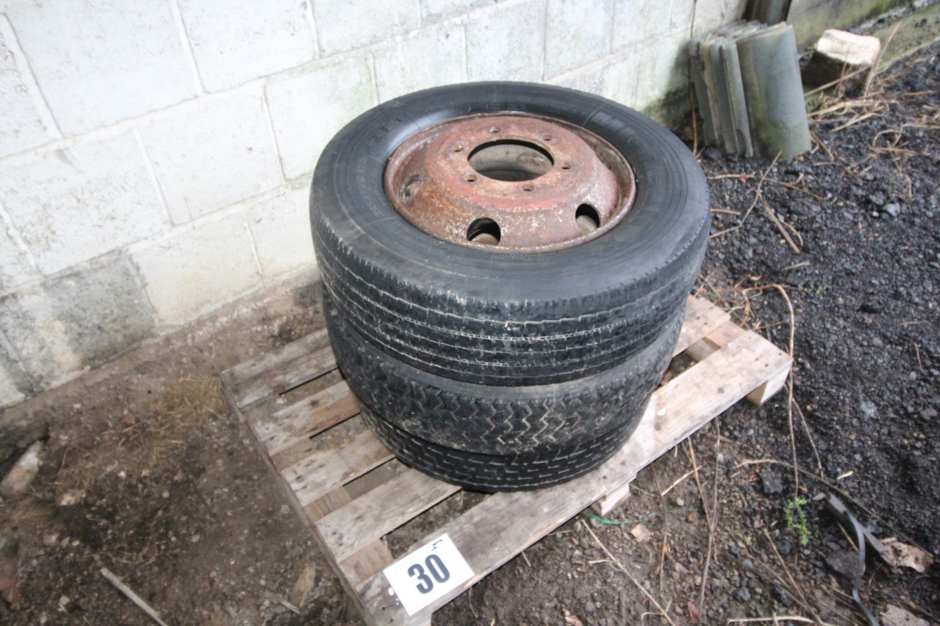 CONTENTS ON PALLET 3 LIGHT COMMERCIAL VEHICLE WHEELS AND TYRES SIZE 215/75R/17.5