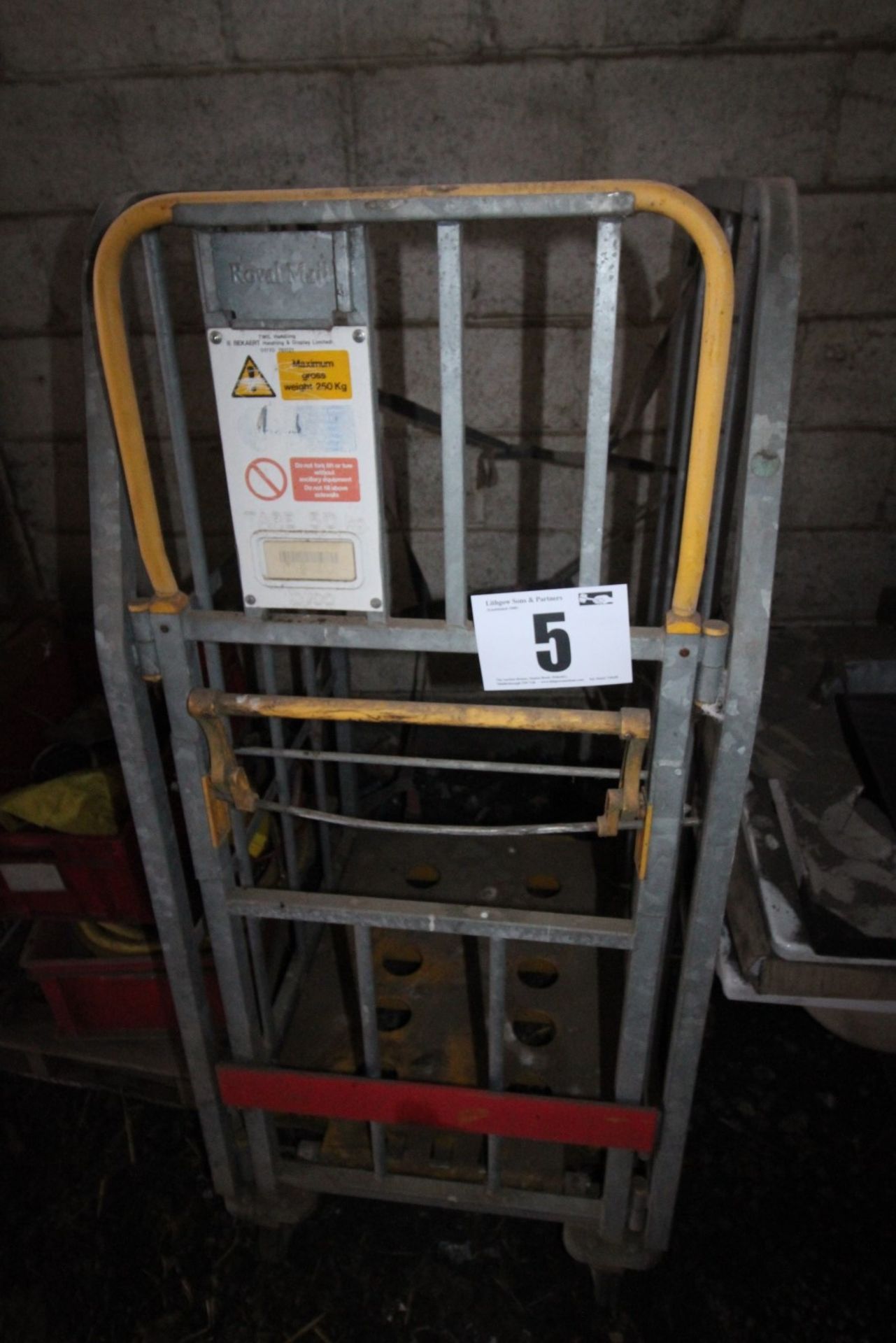 GALVANISED STOCK RACK, 5"6" x 27" WIDE.