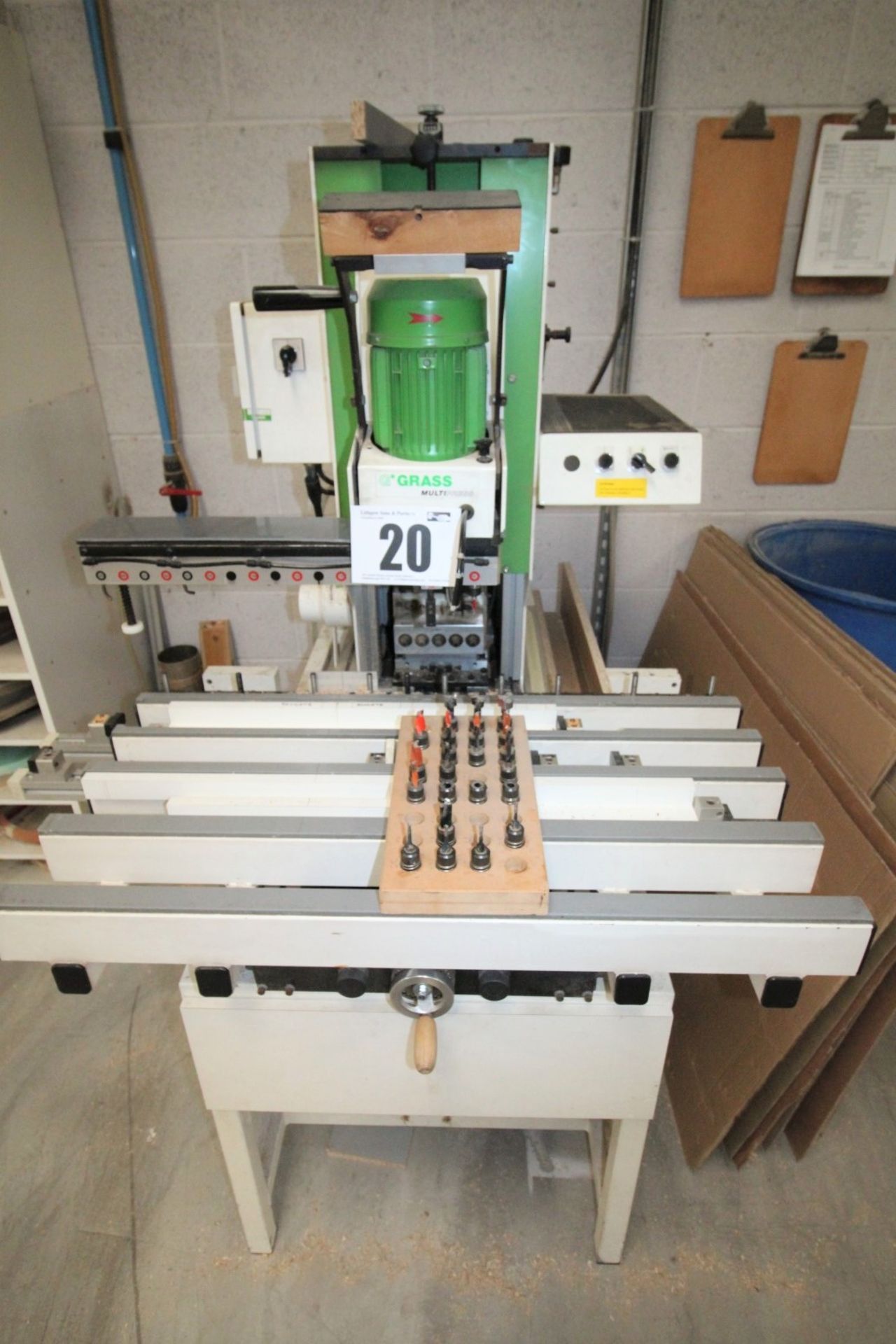 GRASS MULTI PRESS HOLE BORER, SERIAL NO. 9802029, YEAR OF MANUFACTURE 1998, 3-PHASE ELECTRIC, WITH 5 - Image 4 of 4