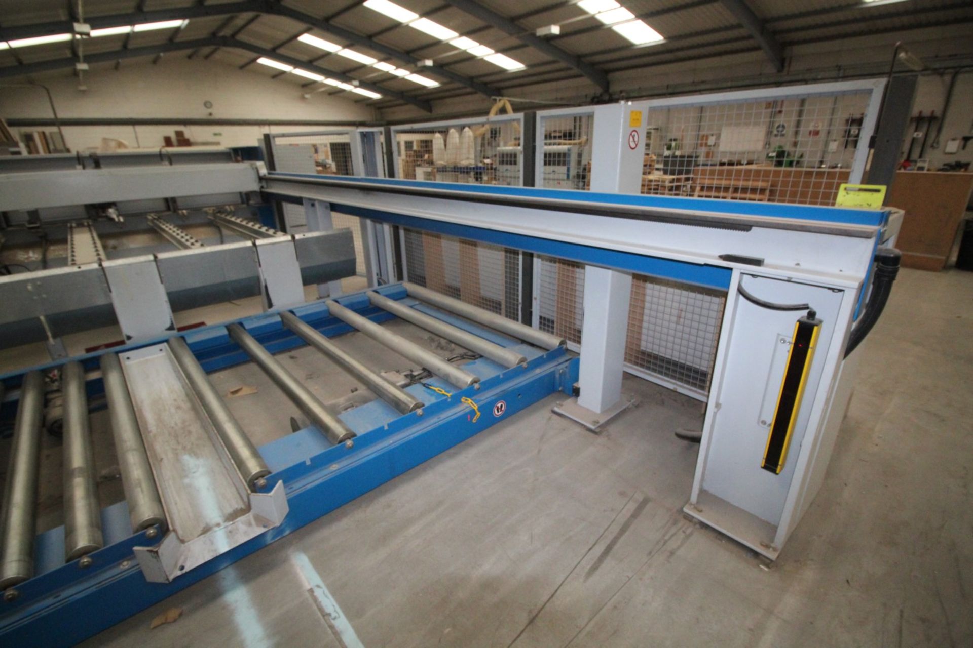 HOLZMA OPTIMAT HPL380 AUTOMATIC BEAM SAW, WITH 4 AIR ASSISTED TAKE OFF TABLES, SHEET LIFTING - Image 7 of 16