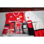 ADIDAS RED MANCHESTER UNITED TO FIT 102 / 107, PAIR OF SHORTS, 5X PAIRS OF MANCHESTER UNITED