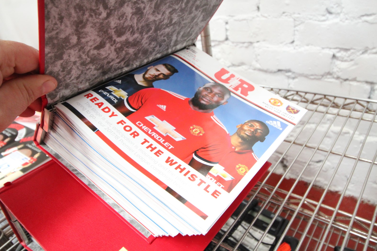 2x RED MANCHESTER UNITED PROGRAM FOLDERS AND CONTENTS OF SEASON 2017 / 18 MATCH DAY PROGRAMS - Image 2 of 2