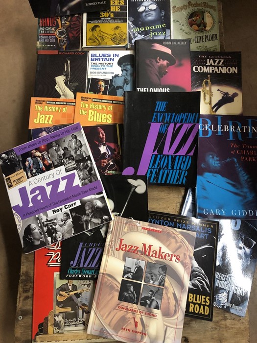 Collection of Hardback books relating to Jazz - Image 2 of 4