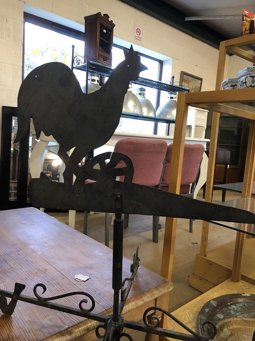 Wrought iron weather vane, surmounted by a large cock - Image 4 of 6