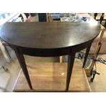 Half moon / D-end table, diameter approx 115cm