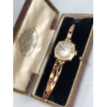 Ladies 9ct Gold watch & 9ct bracelet by Tavannes total weight approx 15.3g