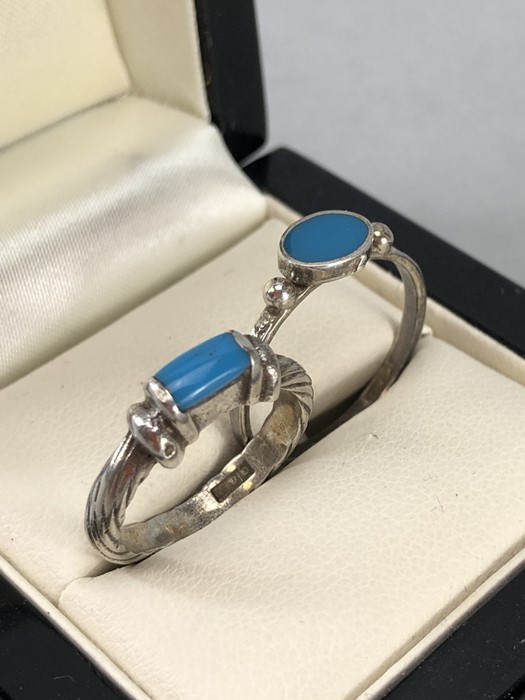 Two Silver rings set with Turquoise stones sixe K & R - Image 2 of 5