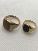 Two 9ct Gold rings approx 7.6g sizes 'G' & 'M'