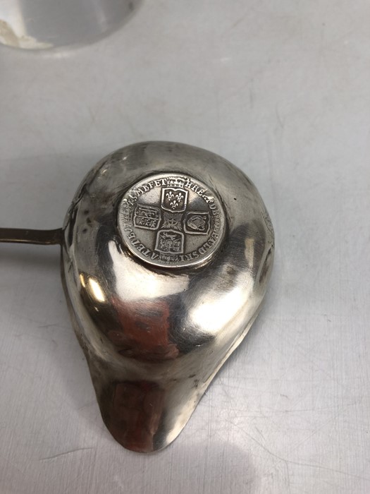 Georgian Silver toddy ladle with twisted handle and a George II coin inset to the bowl - Image 5 of 9