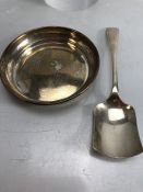 Hallmarked silver items: A silver pin dish and silver spoon/shovel (approx 51g)