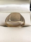 9ct Gold Signet ring (not engraved) size R Approx 3.4g
