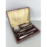 Art deco style boxed silver manicure set, hallmarked Birmingham 1948, by Kemp Brothers of Bristol (