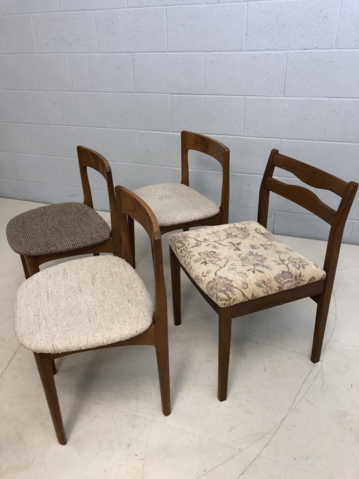 Four Mid Century low-backed chairs (two matching) with padded seats - Image 4 of 5
