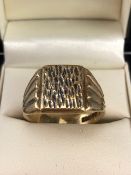 9ct Gold ring fully hallmarked approx 9.2g