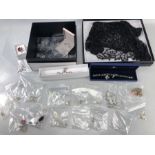 Collection of good silver and contemporary style modern jewellery and a boxed black beaded shawl