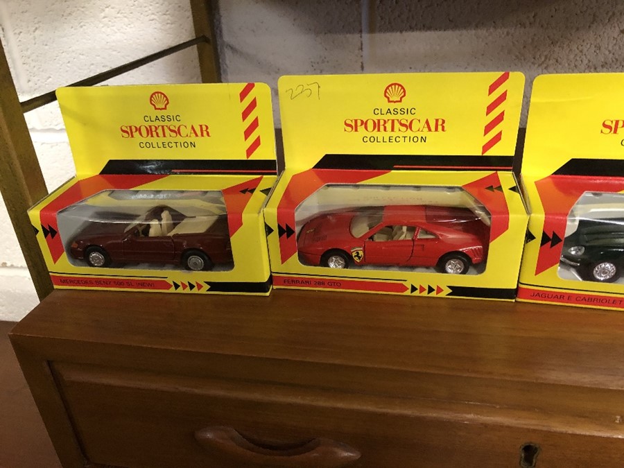 Collection of boxed Diecast vehicles and motorbikes, approx 20 in total - Image 4 of 7