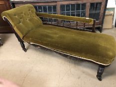 Victorian Chaise Longue on turned legs with original castors