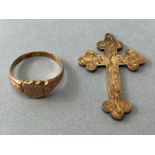 9ct Gold Cross and a 9ct Gold signet ring size 'M' total weight approx 3.6g