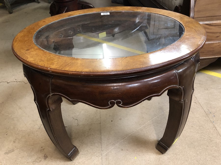 Oval coffee table with inset glass top, approx 70cm x 57cm x 54cm tall