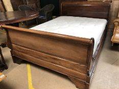 Double wooden sleigh bed in mahogany with mattress